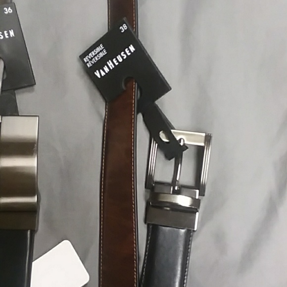 Reversible Van Heusen belts - Picture 2 of 5